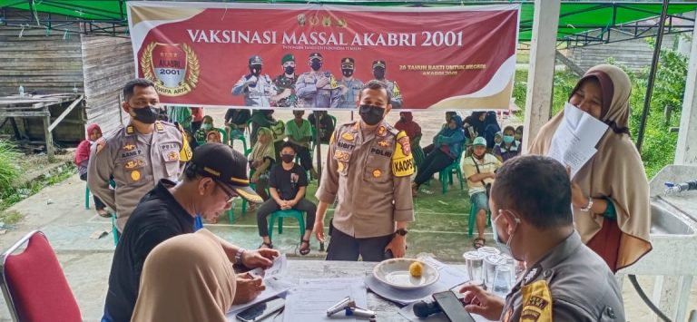 Bakti Alumni AKBARI 2001, Fokus Pada Vaksinasi, Bansos Dan Renovasi Tempat Ibadah