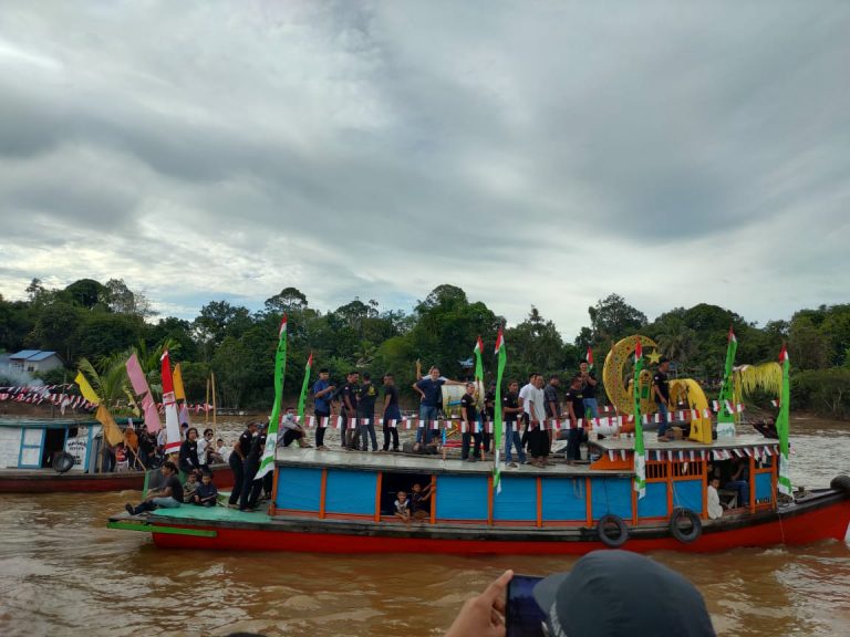 Lomba Perahu Hias Dan Dragon Boat 2022 Sukses Digelar, Panitia Sampaikan Apresiasi Ke Polres Melawi