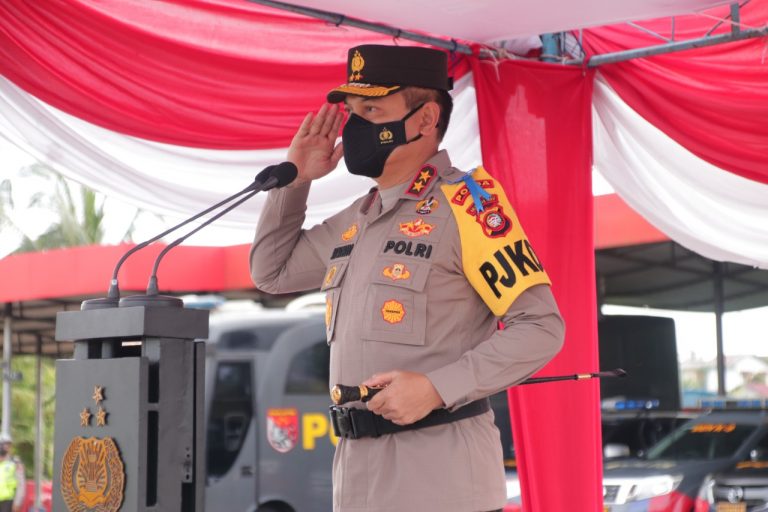 Kapolda Kalbar Pimpin Langsung Apel Gelar Pasukan Operasi Patuh Kapuas 2022