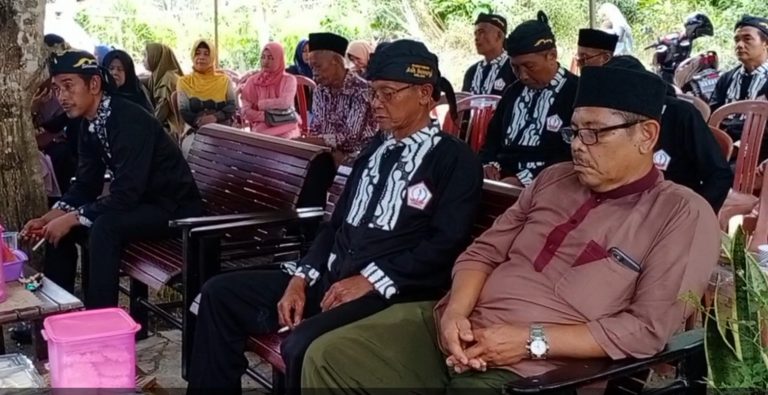 Paguyuban Pasundan Asih Sawargi Melawi Menggelar Acara Silaturahmi