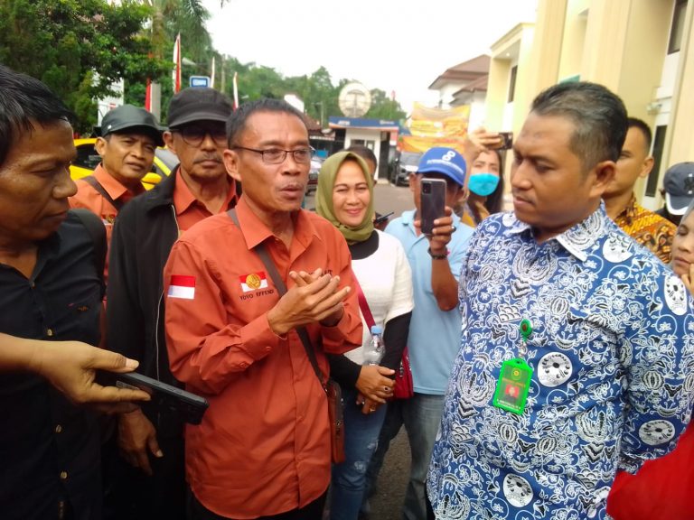 Tergugat Hadirkan 2 Orang Saksi