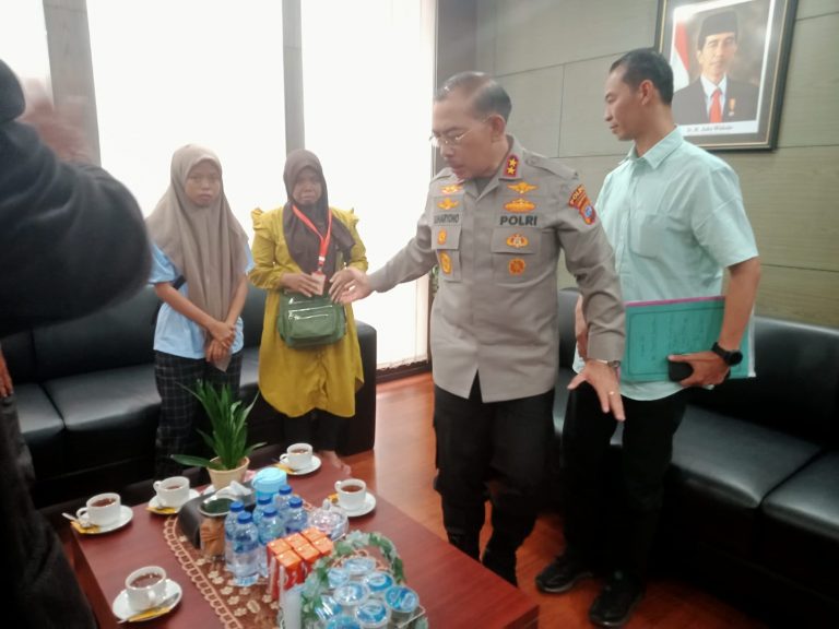 Irjen Pol Suharyono, S.I.K., S.H Berikan Yang Terbaik Untuk Keluarga alm. Tiara
