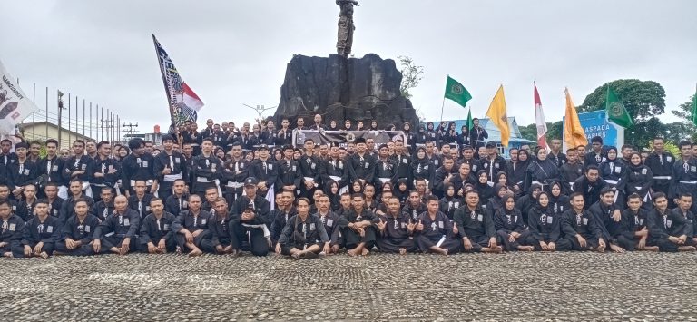 186 Siswa PSHT Cabang Melawi Ikuti Pendadaran