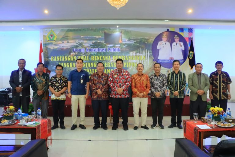 Forum Konsultasi Publik Ranwal Rencana Pembangunan Jangka Panjang Daerah Samosir 2025-2045.