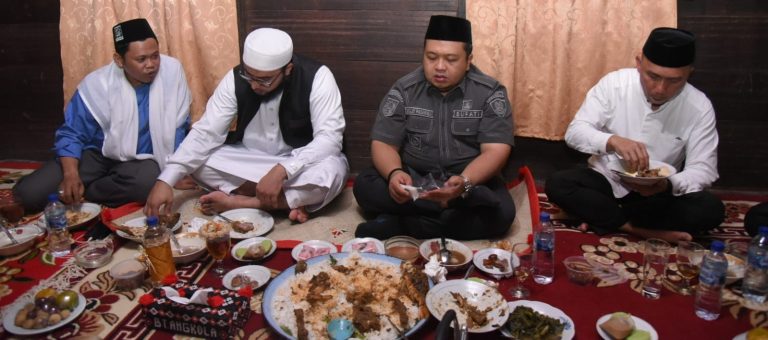 Bupati Tapsel Ajak Masyarakat Batang Angkola Tingkatkan Ibadah Sunnah dan Wajib Selama Ramadan