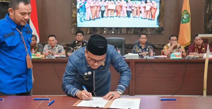 Letnan Dalimunthe Saksikan Penandatanganan Perjanjian Kinerja Seluruh OPD.