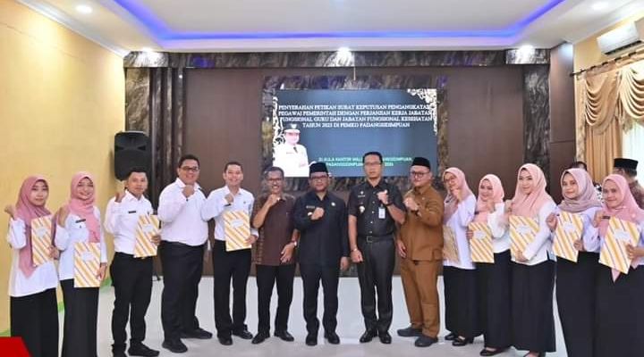 SK P3K Formasi 2023,Di Serahkan Pj.Wali Kota Padangsidimpuan.