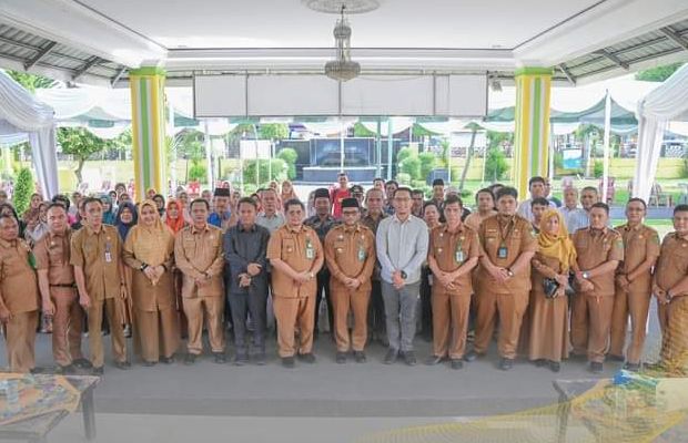 Pj.Walikota Padangsidimpuan Letnan Dalimunthe Berikan Tali Asih kepada Anggota Korpi dan Ajak Purna Tugas ASN Manfaatkan Layanan UHC.