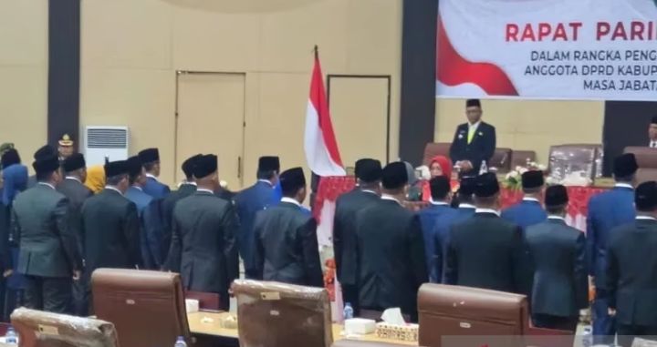 35 Calon Legislatif Terpilih Di Lantik