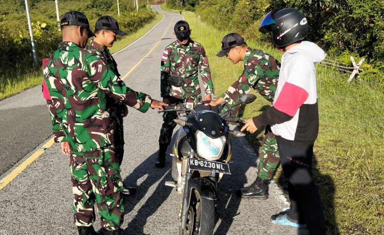 Perketat Pengawasan, Satgas Pamtas Yonzipur 5/ABW Lakukan Sweeping