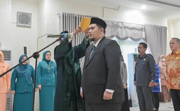 Pj. Wali Kota Lantik Mohd. Ary Junaidi Lubis sebagai Pj. Sekretaris Daerah Kota Padangsidimpuan