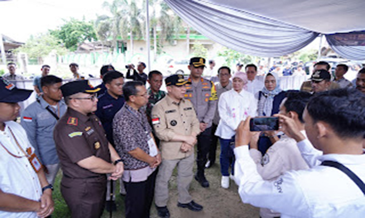 Pj. Bupati Pringsewu Tinjau Langsung TPS Di 3 Kecamatan