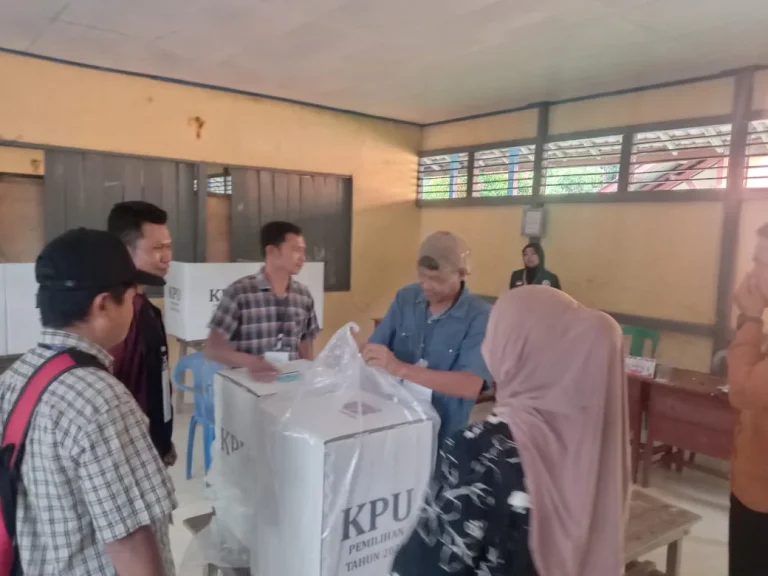 Hasil Rekapitulasi, Partisipasi Pemilih Capai 99,71% Di TPS 03 Dusun Boyu