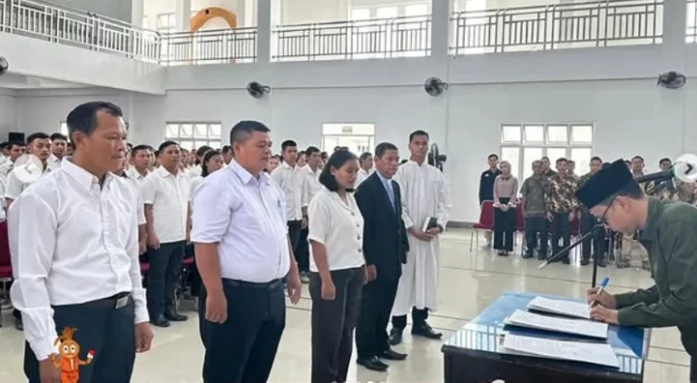 KPU Melawi Resmi Lantik PPS Untuk Pemilu 2024