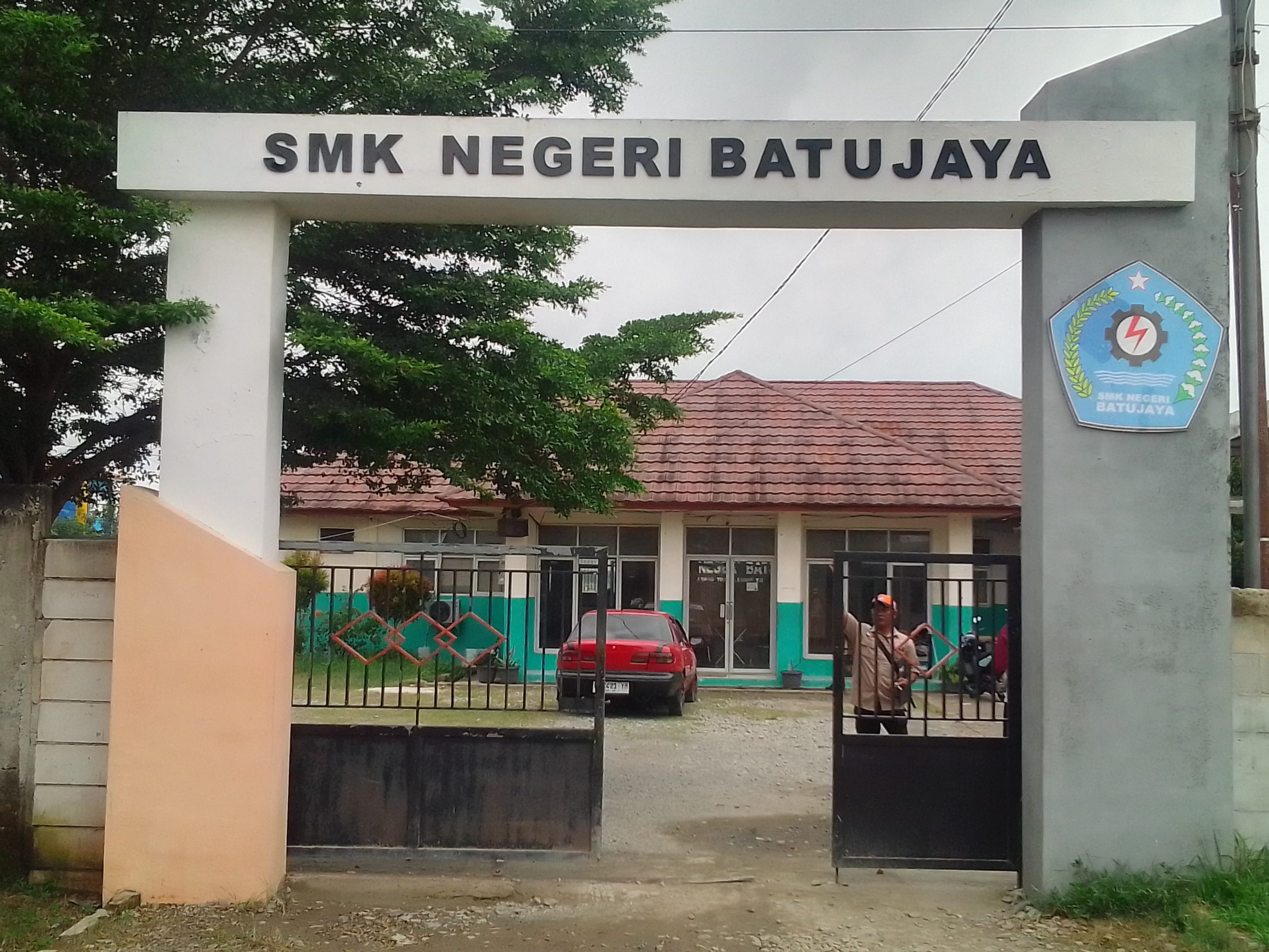 Dugaan Pungli Berkedok Sumbangan Dan Penahanan Ijazah di SMKN Batujaya Karawang.