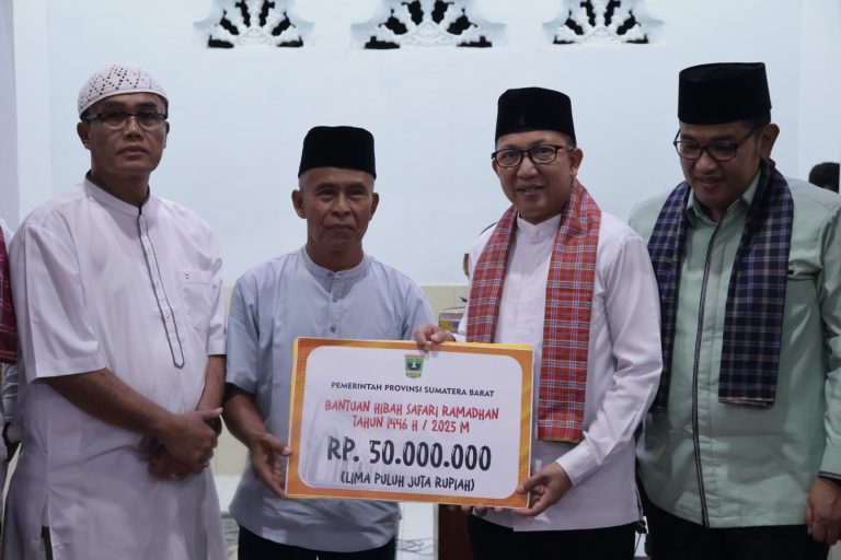 Sekda Rida Dampingi Tim Safari Ramadhan Provinsi