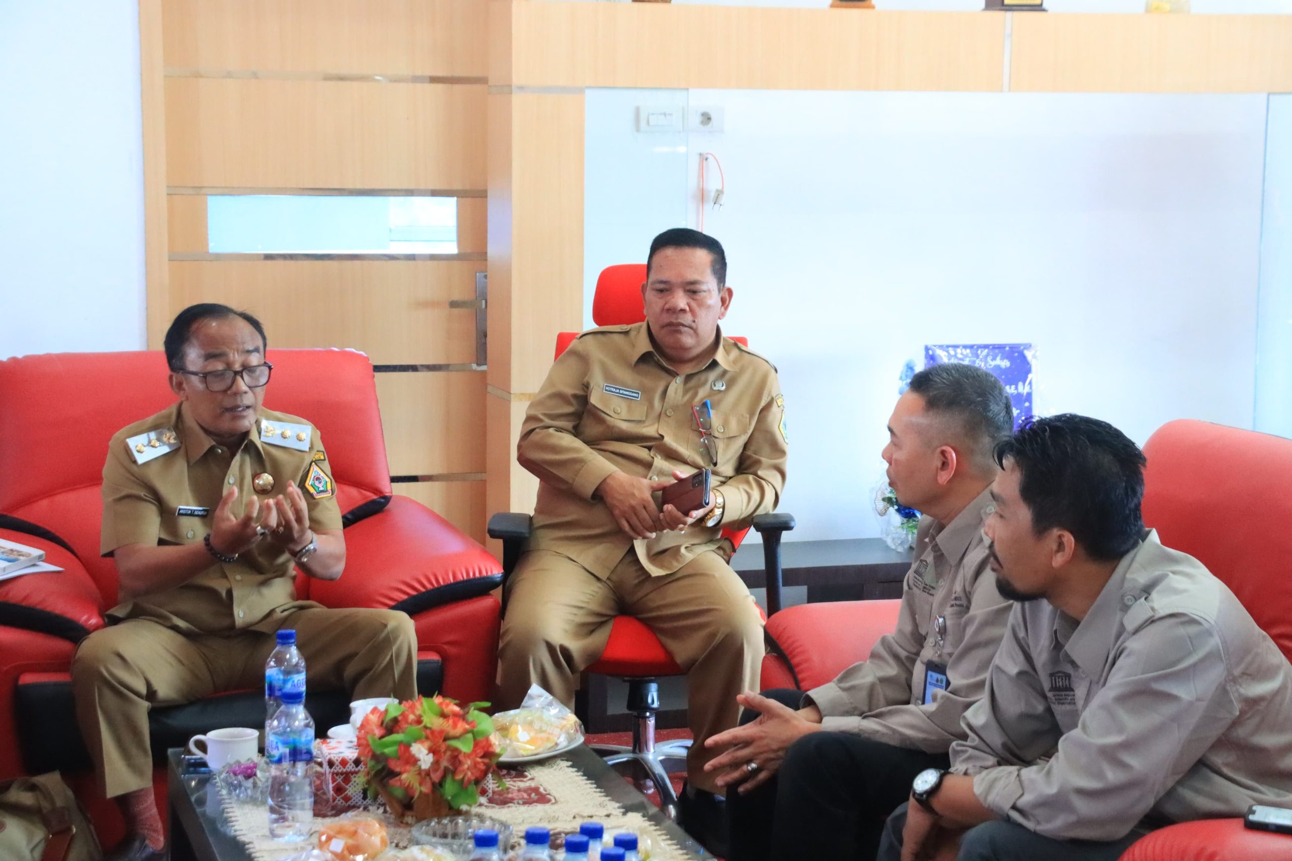 Hotraja Kuatirkan Kelestarian Tanaman Pinus, Minta BP Toba Caldera UNESCO Surati Kementerian