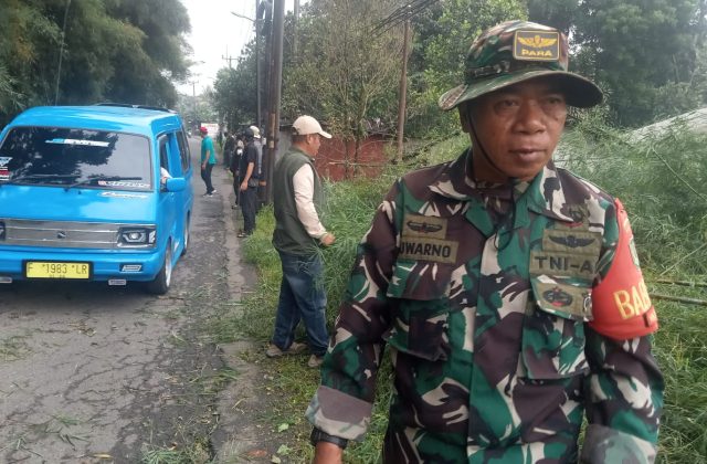 Bebersih lembur