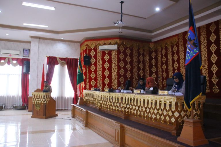 Wawako Elzadaswarman Sampaikan Jawaban Walikota Payakumbuh