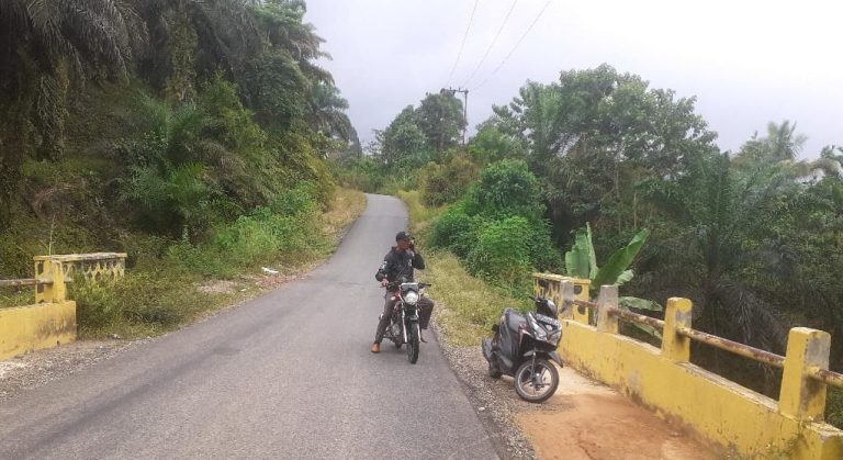 Masyarakat Sangat Bersukur Dan Mempunyai Harapan Kedepannya Setelah Dilakukan Pembangunan Jalan Di Mosa.