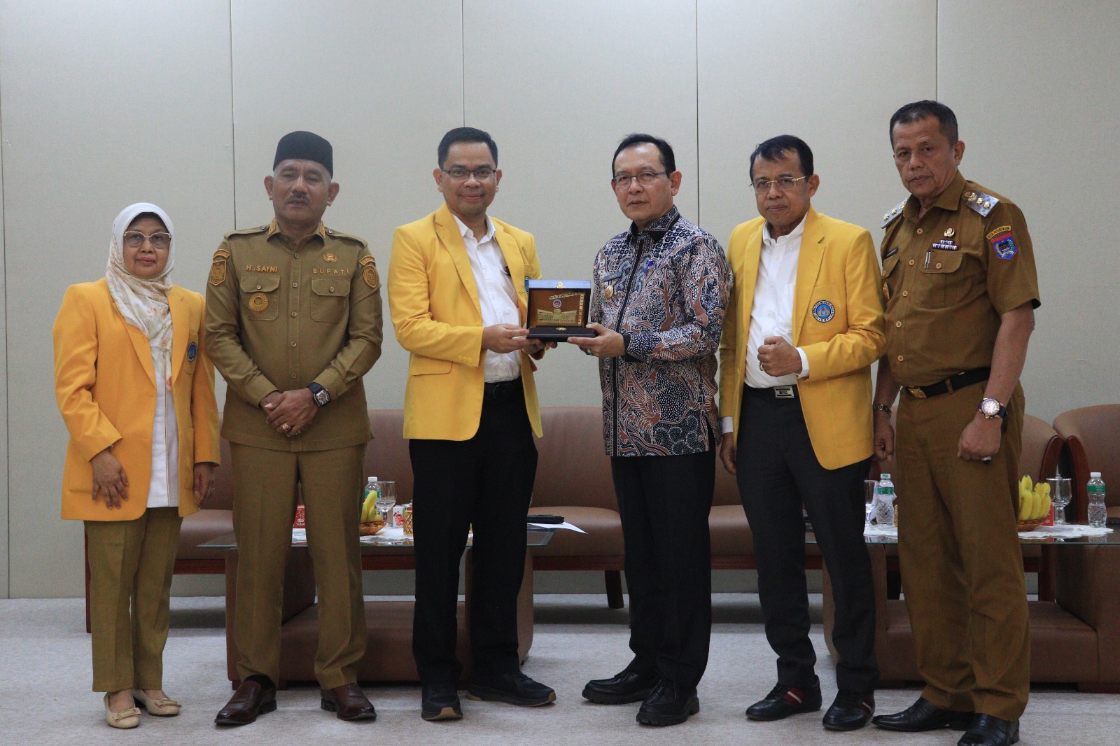 Wako Payakumbuh Zulmaeta Hadiri Pembukaan Pengabdian Masyarakat