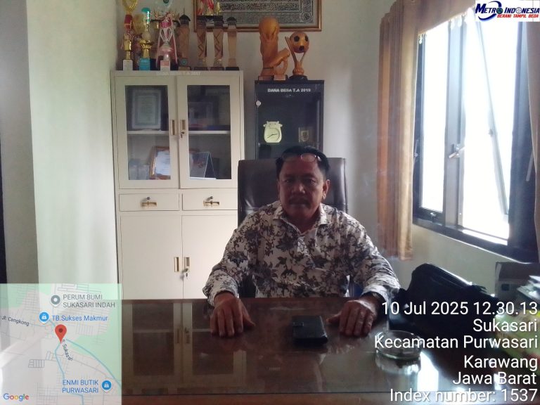 Sukses Membangun Desa Warga Apresiasi Kinerja Kepala Desa.