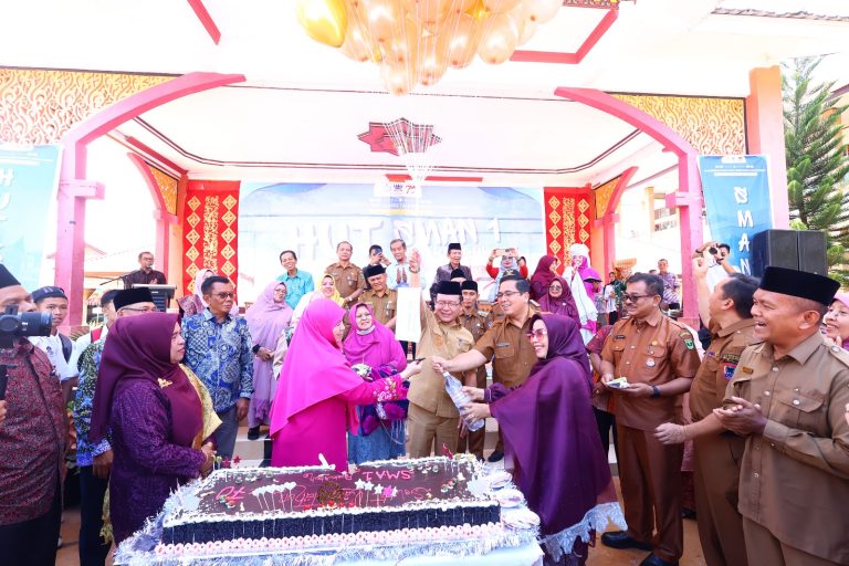 HUT Ke 70 SMAN 1 Payakumbuh Berlansung Meriah