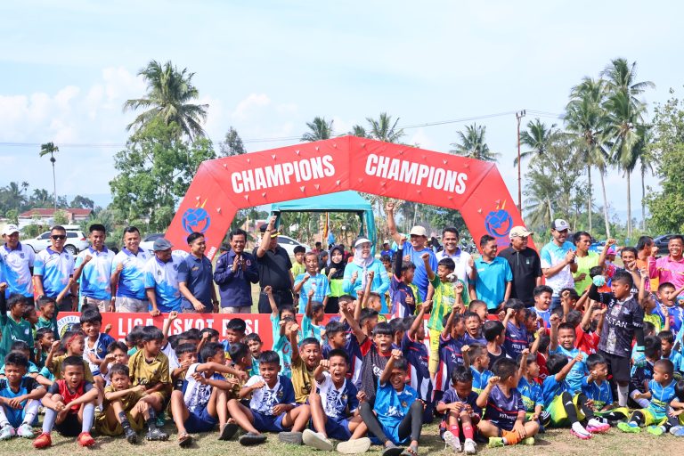 Sorak Semangat Anak Menggema Di Lapangan Porseba