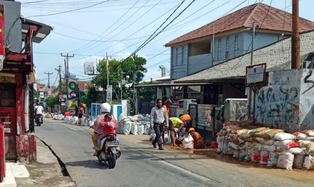 Bocor berulang2, Tirta Pakuan Ganti 12"Pipa 2 Bocor