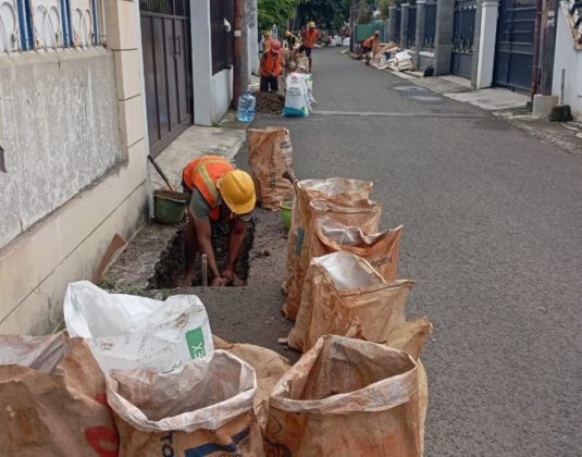 Tirta Pakuan Pasang Pipa Raksasa untuk Jaminan Air 24 Jam 3 860a6cad 6cfc 4258 85c1 903ad22ec39a