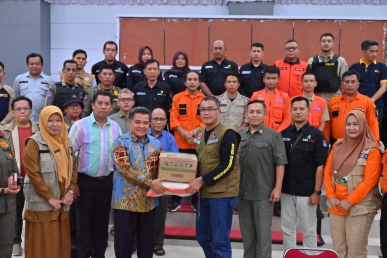 Ditengah Krisis, Pemko Payakumbuh Datang Berikan Bantuan