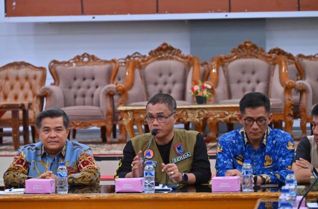 Ditengah Krisis, Pemko Payakumbuh Datang Berikan Bantuan 10 IMG 20251202 WA0006