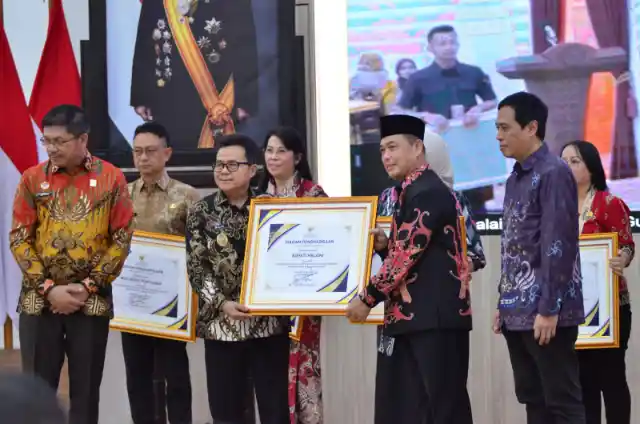 Wabup Melawi, Malin S.H. Menghadiri Langsung Peresmian Pos Bantuan Hukum Desa se-Kalbar 2025