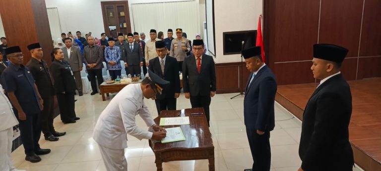 Wali Kota Depok Supian Suri Awal Tahun 2026 Mutasi  17 Pimpinan OPD.