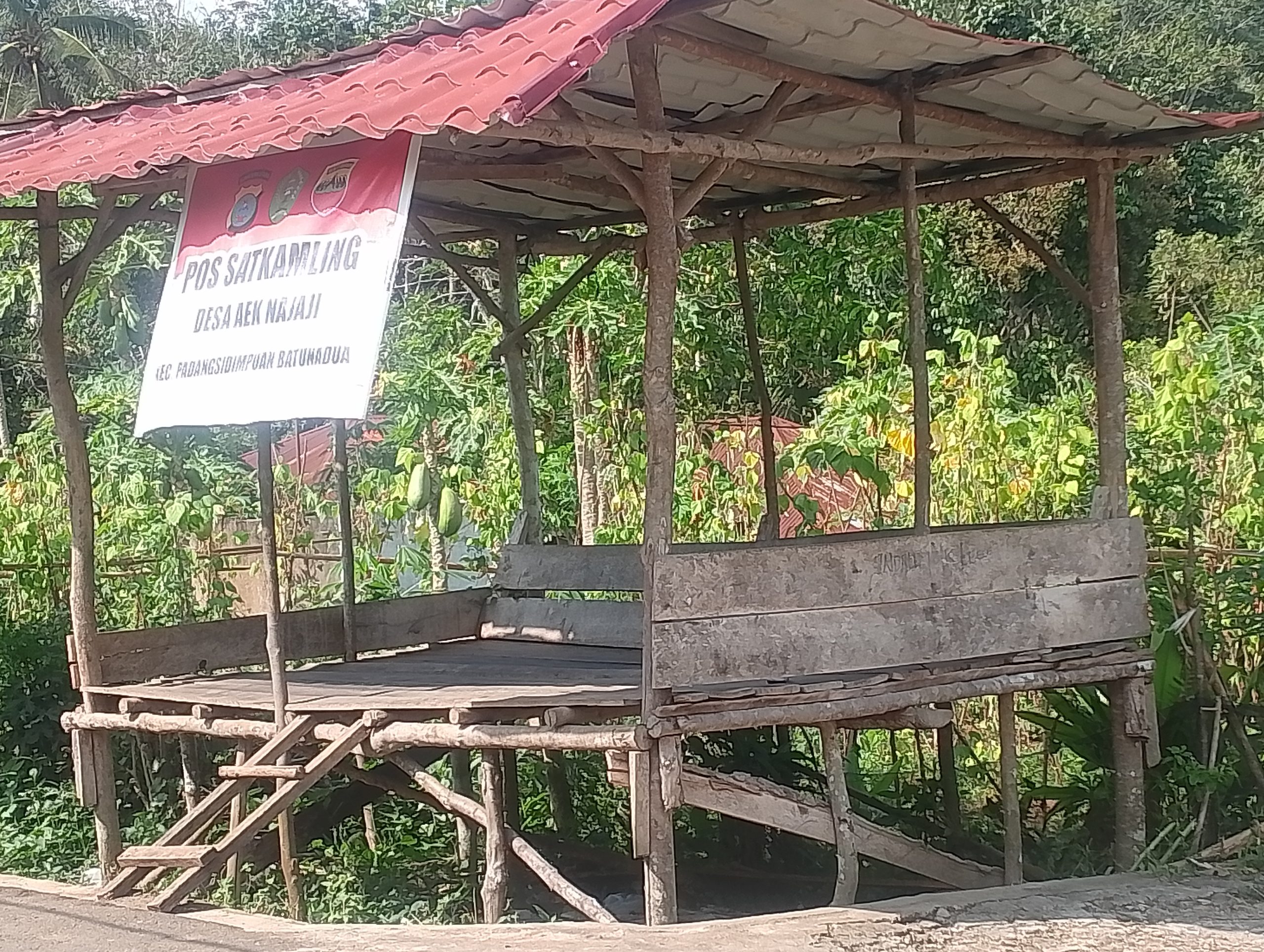 Di Duga Telah Menyalah Gunakan Anggaran Dana Desa,Warga Berharap Agar Ada Yang Mau Melaporkan Kepala Desa Aek Najaji Ke APH.
