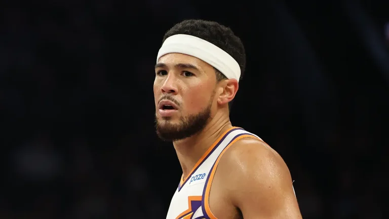 Devin Booker dan Pasang Surut Phoenix Suns di Awal Musim