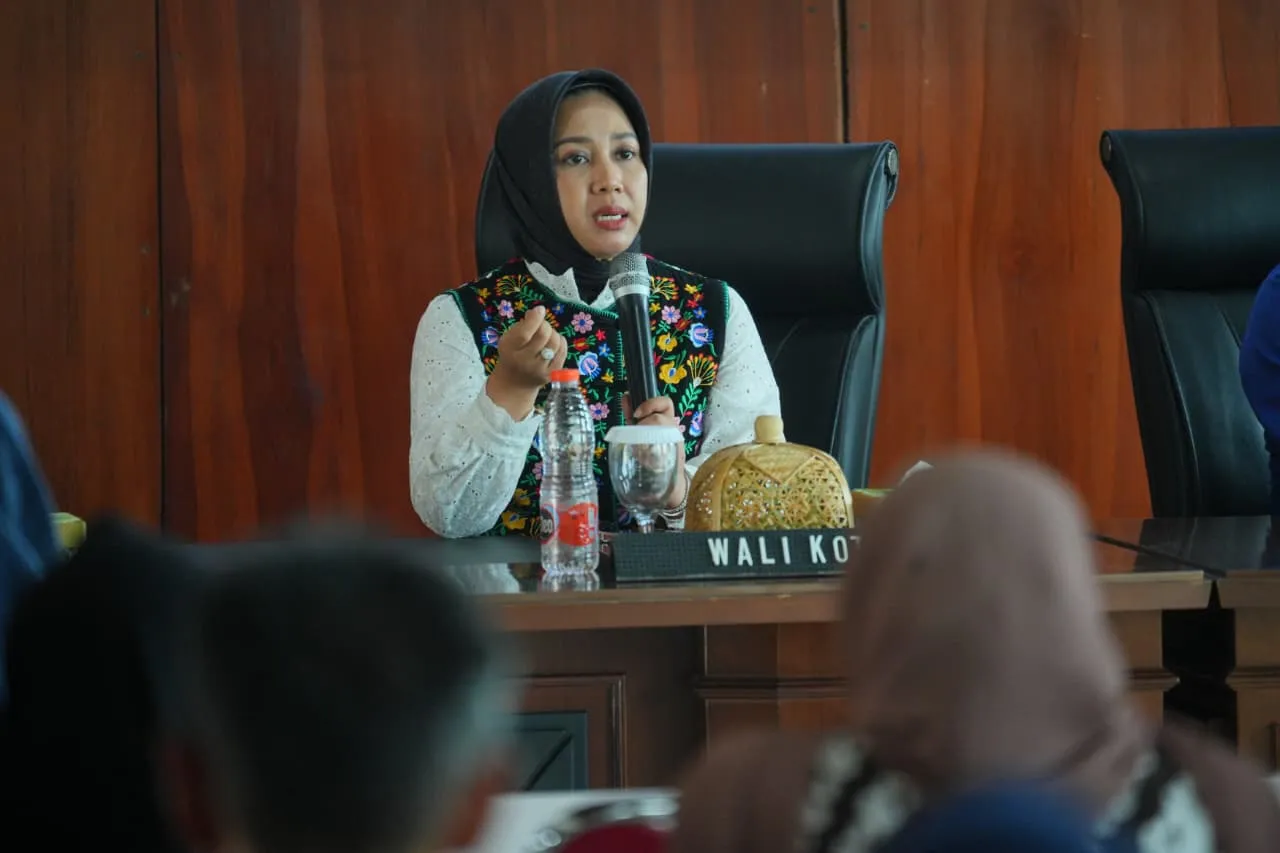 Wali Kota Mojokerto Minta Depot Air Minum Urus SLHS