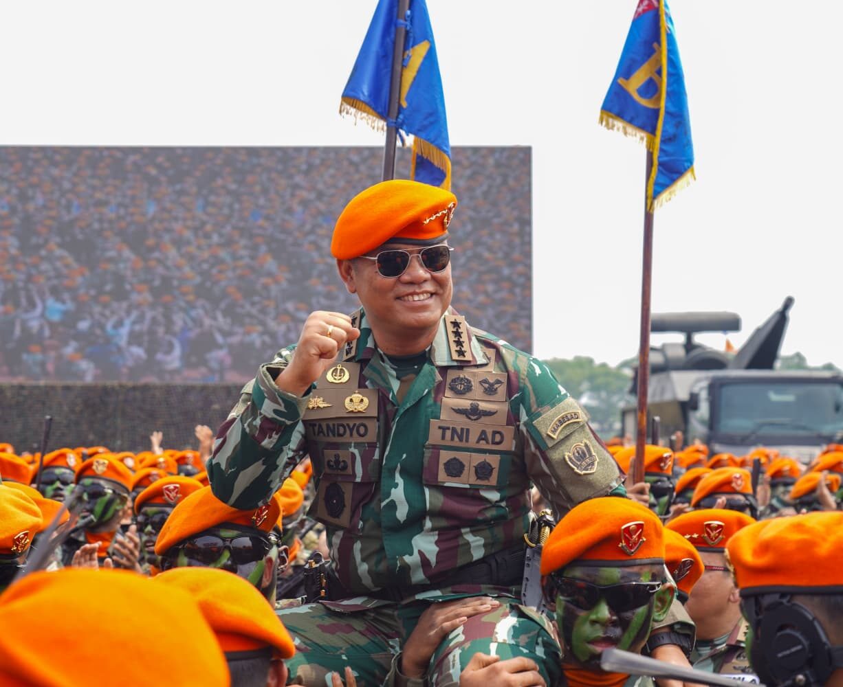 Panglima TNI hingga Kasad Jadi Warga Kehormatan Korpasgat