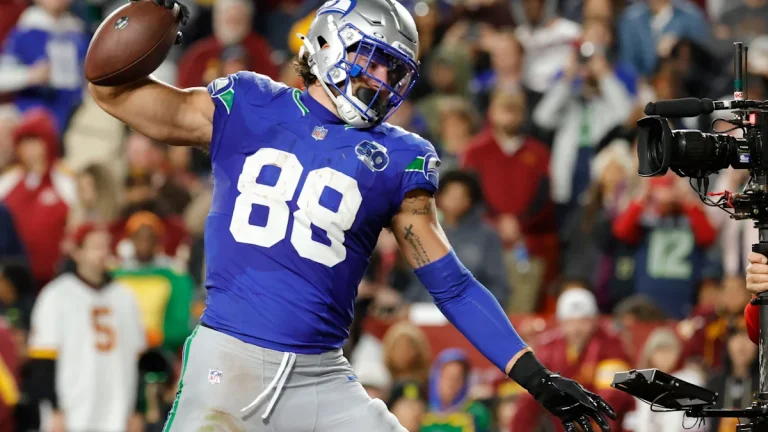 AJ Barner, Tight End Seahawks yang Layak Dicoba di Minggu 7
