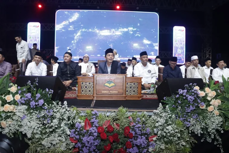 Kapolres Pasuruan Hadiri Pengajian Gus Iqdam di Hari Santri