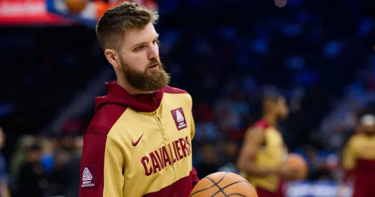 Dean Wade Jadi Penyelamat di Balik Kesempurnaan Sixers: Tanpa LeBron, Philadelphia Tetap Perkasa