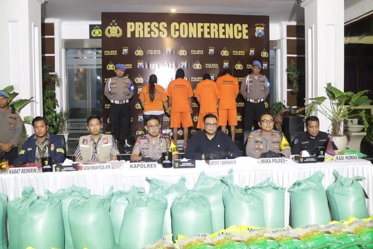 Polres Pasuruan Tangkap 4 Tersangka Beras SPHP